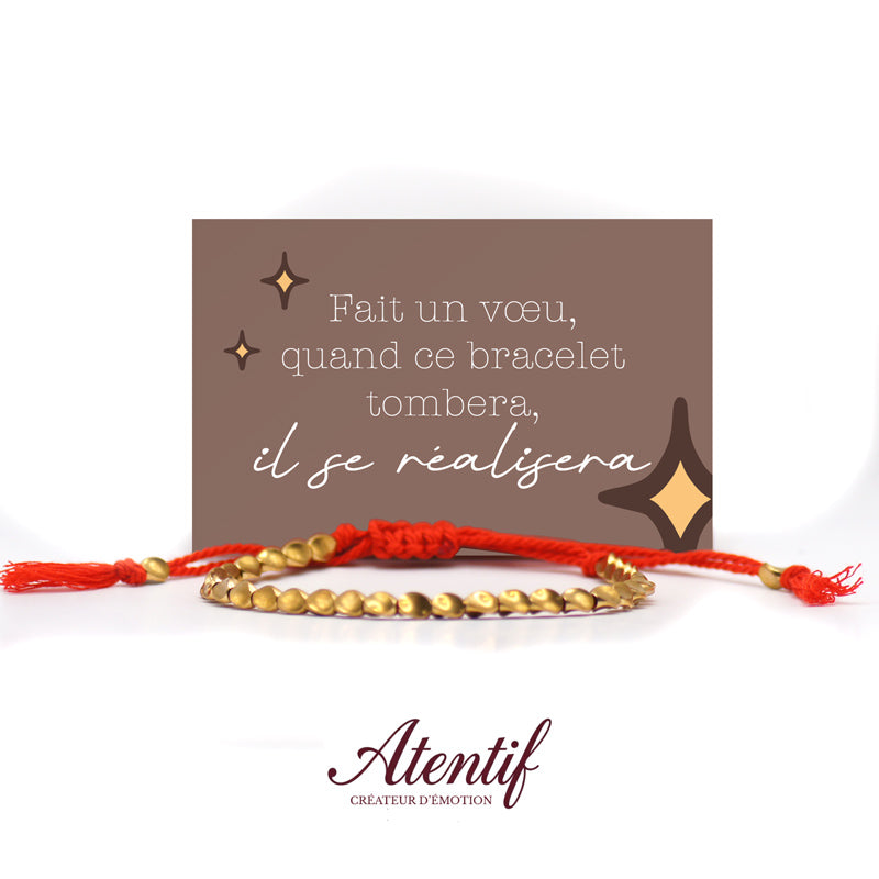 Bracelet Perles Dorées avec Cordon Tressé Rouge