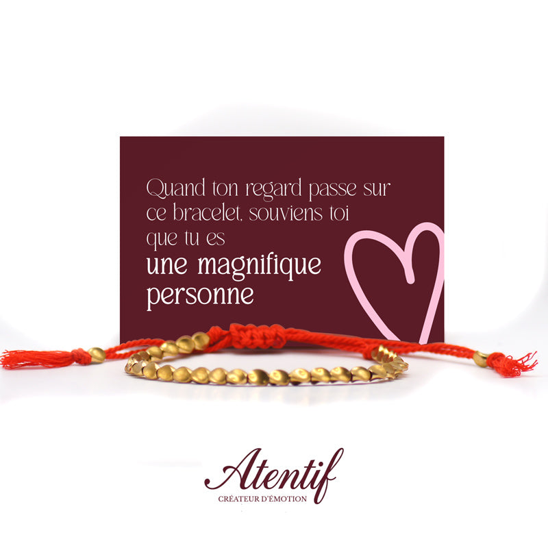 Bracelet Perles Dorées avec Cordon Tressé Rouge